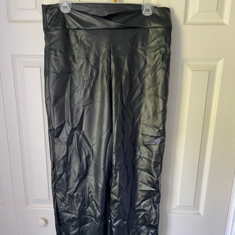 Pretty little thing faux leather pants